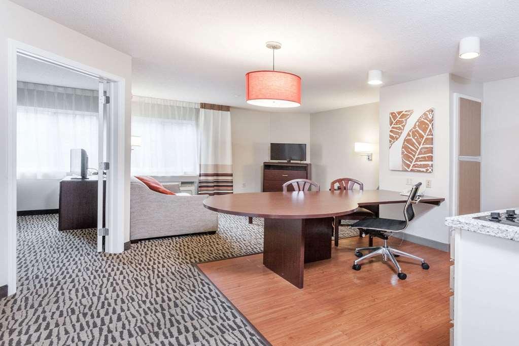 Mainstay Suites Detroit Auburn Hills Bilik gambar